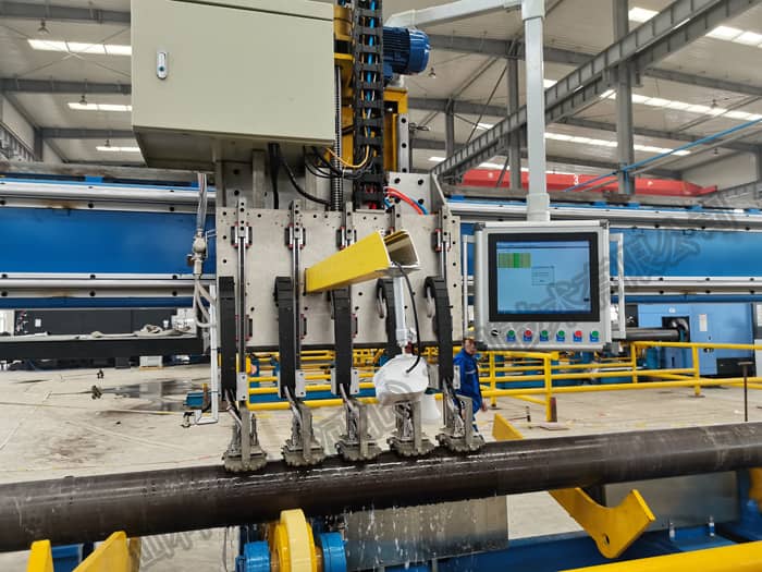 鋼管自動(dòng)探傷設(shè)備 (1).jpg 鋼管自動(dòng)探傷設(shè)備 (1).jpg